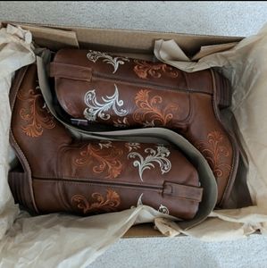 NWT Abilene Cowgirl Boots